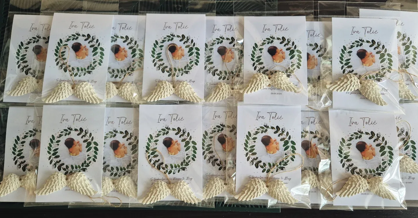 Personalizirane kuglice i gipsani ukrasi